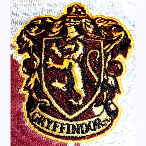 Harry Potter Gryffindor gray/maroon l/s top - Picture 3 of 3